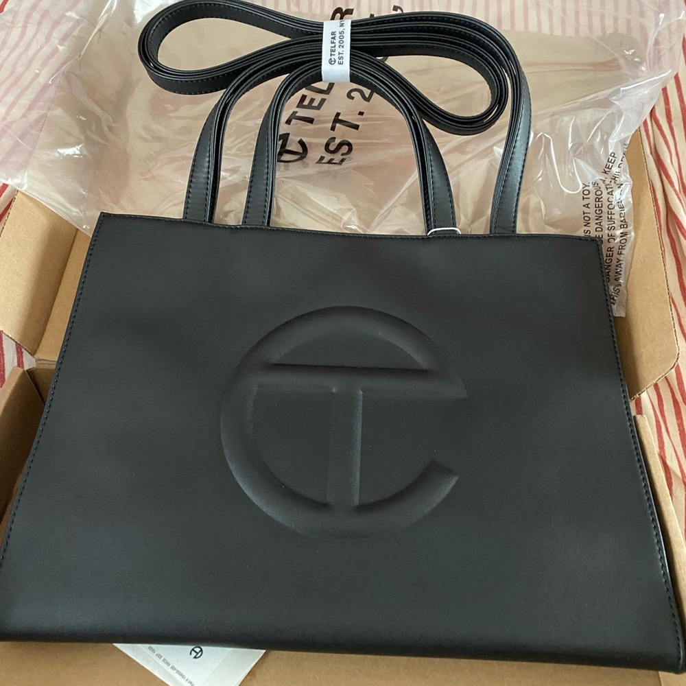 Black Telfar Medium Shopping Bag